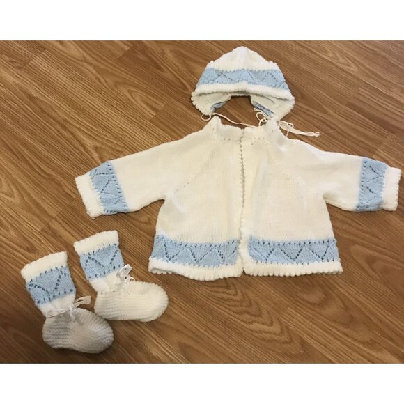 Hand-Knitted Baby Set Jacket Booties & Hat In White & Blue Cute Warmth For Lil's - Picture 1 of 11